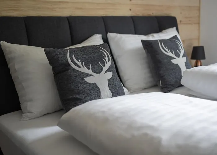 Luxalps- Turrach Alm Nr 1-4 Gruensee- Sauna- Skifahren- Wandern- בקתה *